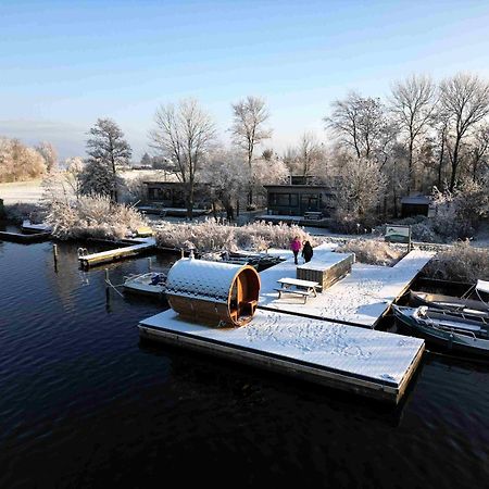 Pean-Buiten Waterlodges Nes  Exteriör bild